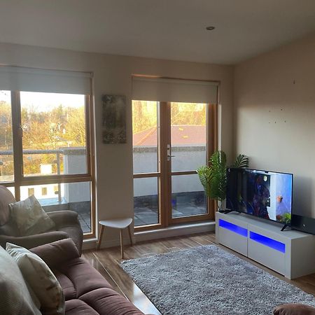 Courthouse View Penthouse 2 Apartment คลิฟเดน ภายนอก รูปภาพ